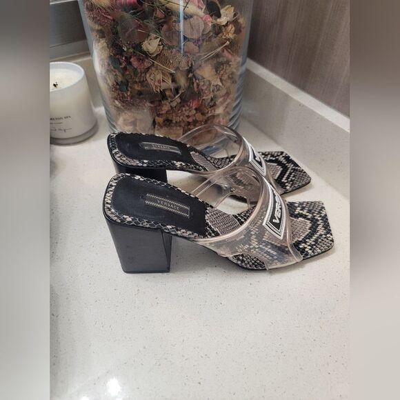 Versace 70 PVC Snakeskin sandal Sz 38 - Picture 2 of 11